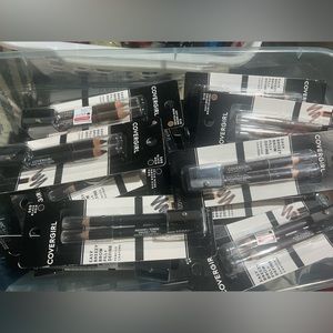 Covergirl brown and black pencil .. brand new one